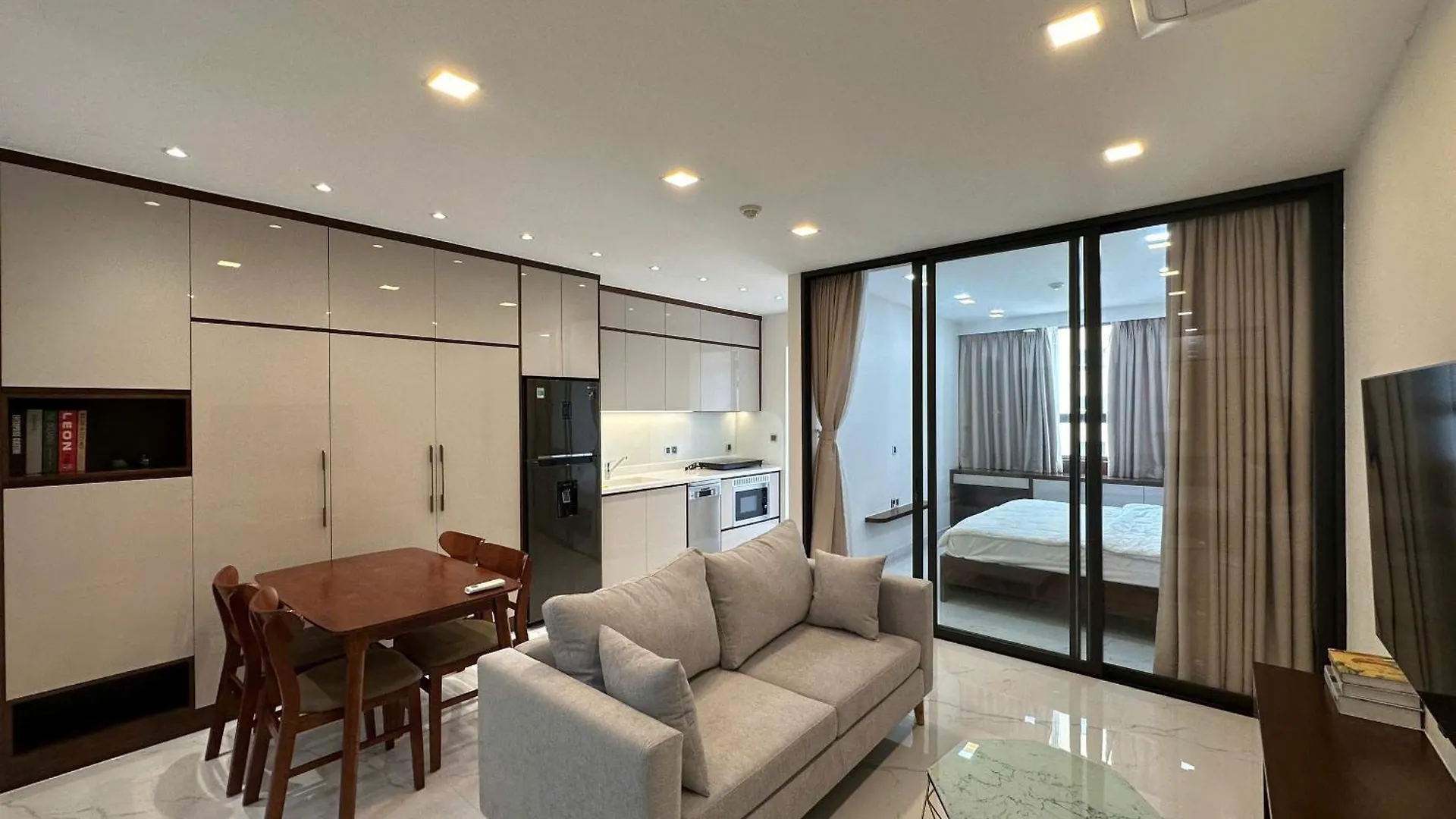 Can Ho Cao Cap San Bay Tsn 1 Ho Si Minh-város Apartman