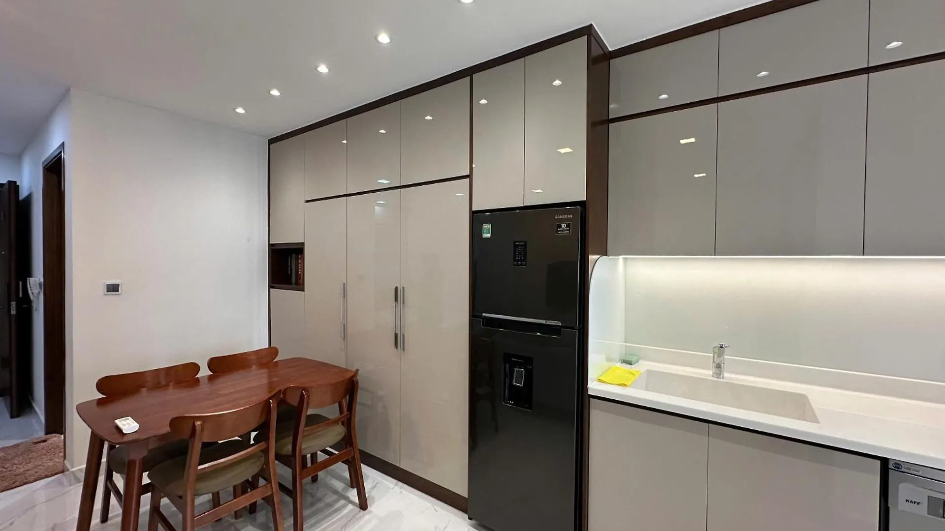 Apartman Can Ho Cao Cap San Bay Tsn 1 Ho Si Minh-város